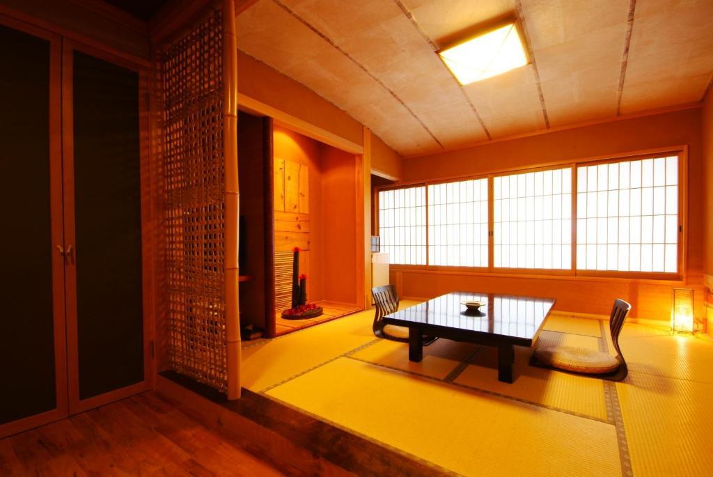 城崎温泉 但馬屋-Tajimaya- Тоёока Экстерьер фото