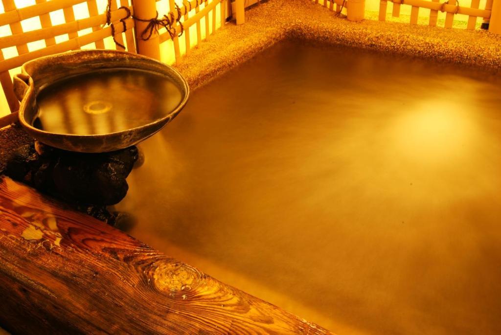 城崎温泉 但馬屋-Tajimaya- Тоёока Экстерьер фото