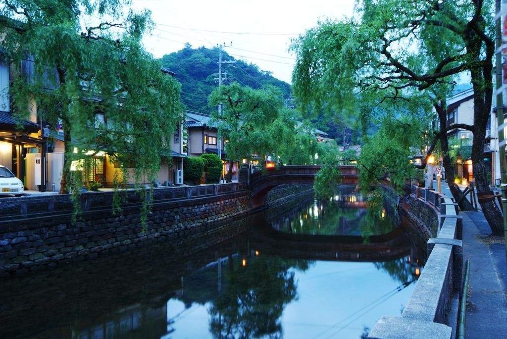 城崎温泉 但馬屋-Tajimaya- Тоёока Экстерьер фото